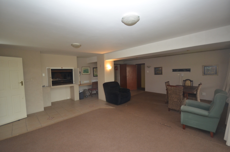 9 Bedroom Property for Sale in Nahoon Eastern Cape